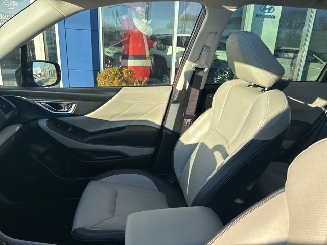 Used 2023 Subaru Forester Limited image 22