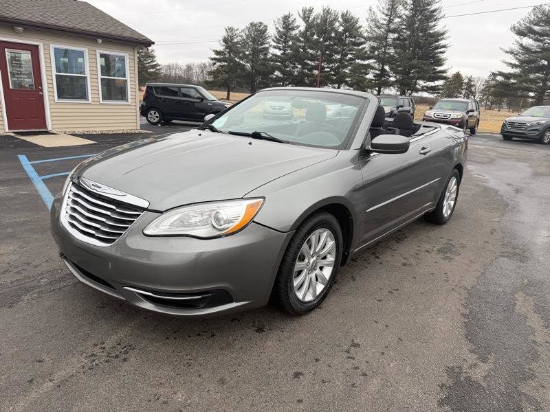 Used 2013 Chrysler 200 Touring image 13