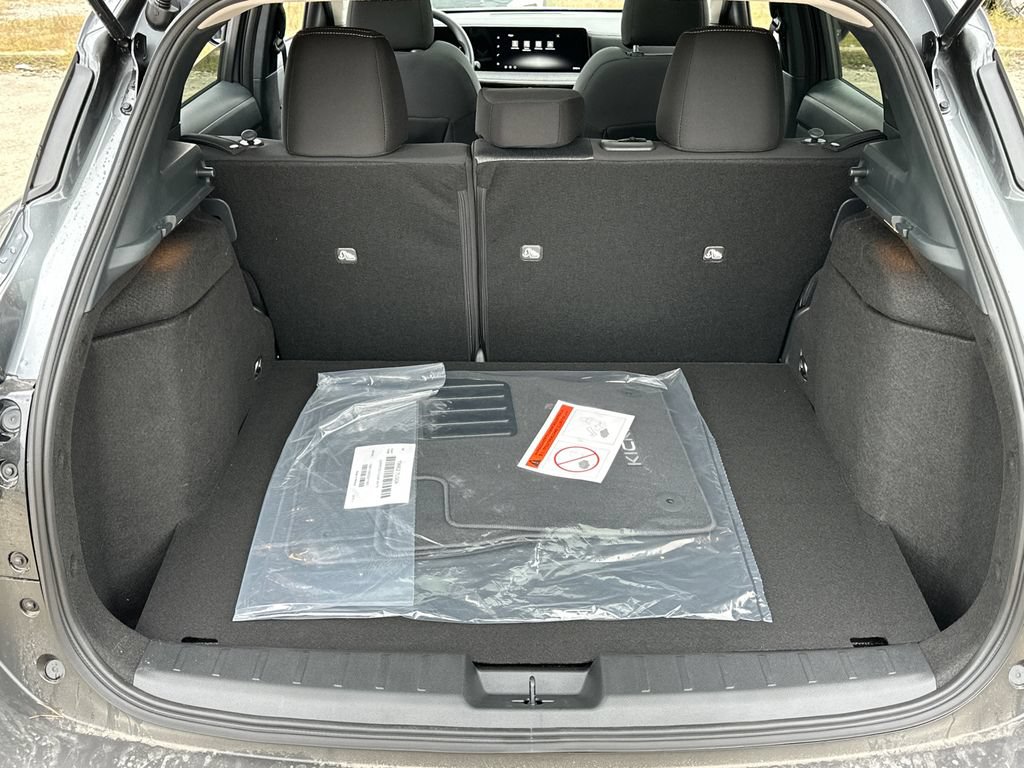 New 2026 Nissan Kicks SV w/ SV Premium Package AWD/4WD image 19