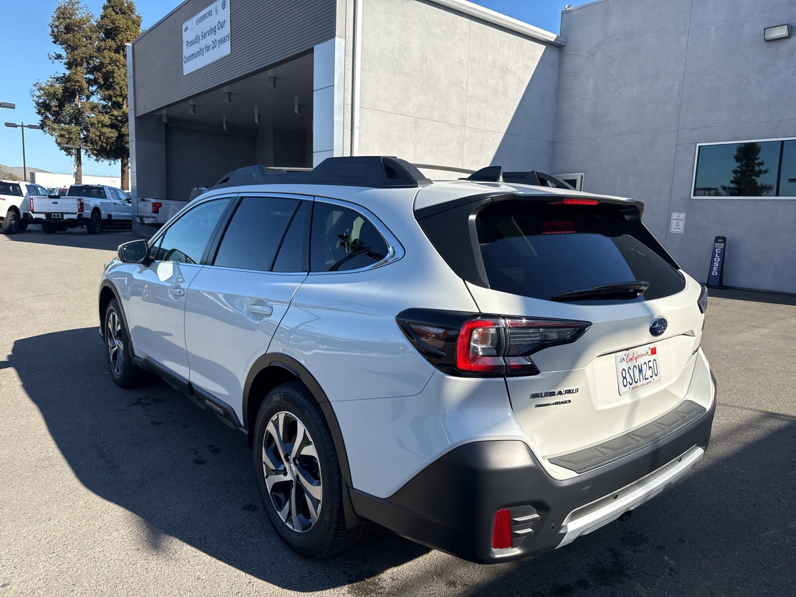 Used 2020 Subaru Outback Limited image 4