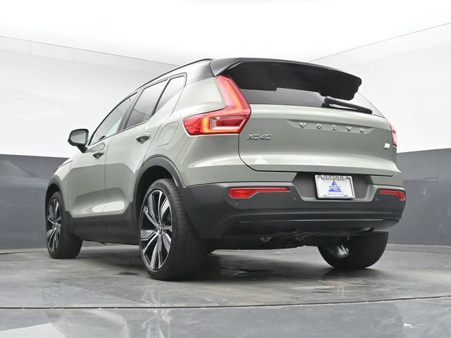Used 2021 Volvo XC40 P8 Recharge w/ Advanced Package AWD/4WD image 16