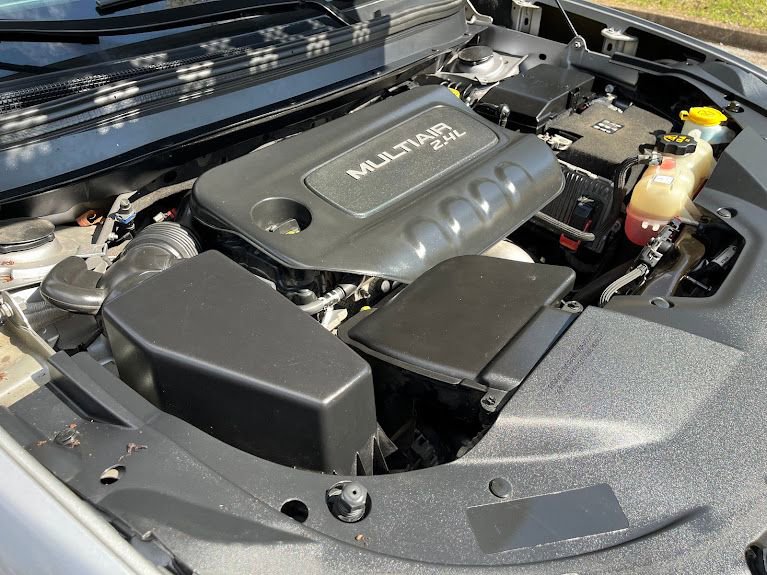 Used 2019 Jeep Cherokee Latitude Plus w/ Cold Weather Group image 26