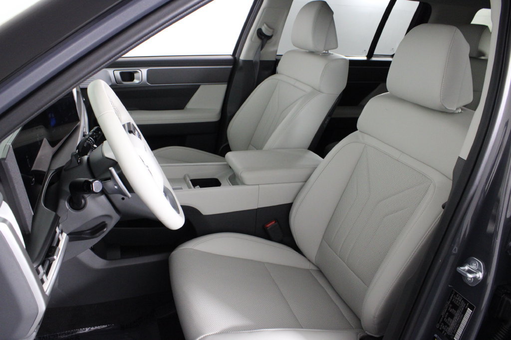 Certified 2026 Hyundai Santa Fe SEL FWD image 21