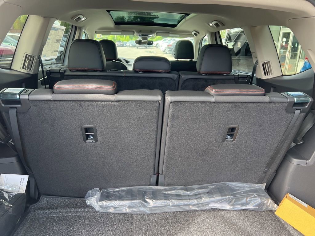 New 2026 Volkswagen Atlas Peak Edition image 12