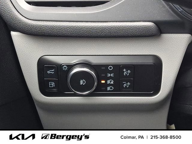 Used 2023 Ford Escape Platinum w/ Premium Technology Package image 24