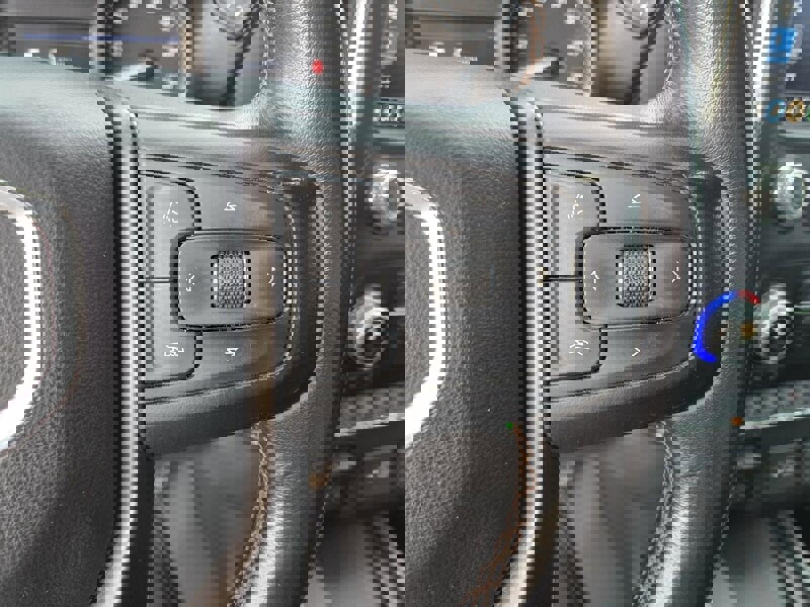 Used 2021 GMC Sierra 1500 AT4 w/ AT4 Preferred Package image 11