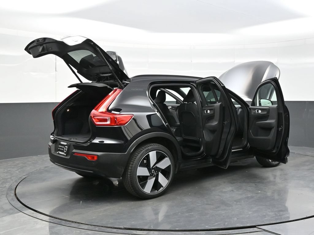 Used 2023 Volvo XC40 Recharge Ultimate w/ Protection Package Premier AWD/4WD image 47