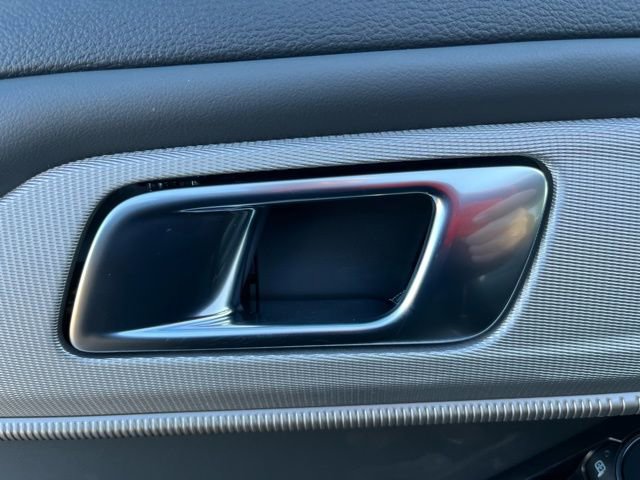 Used 2025 Ford Explorer Active w/ Active Comfort Package image 10