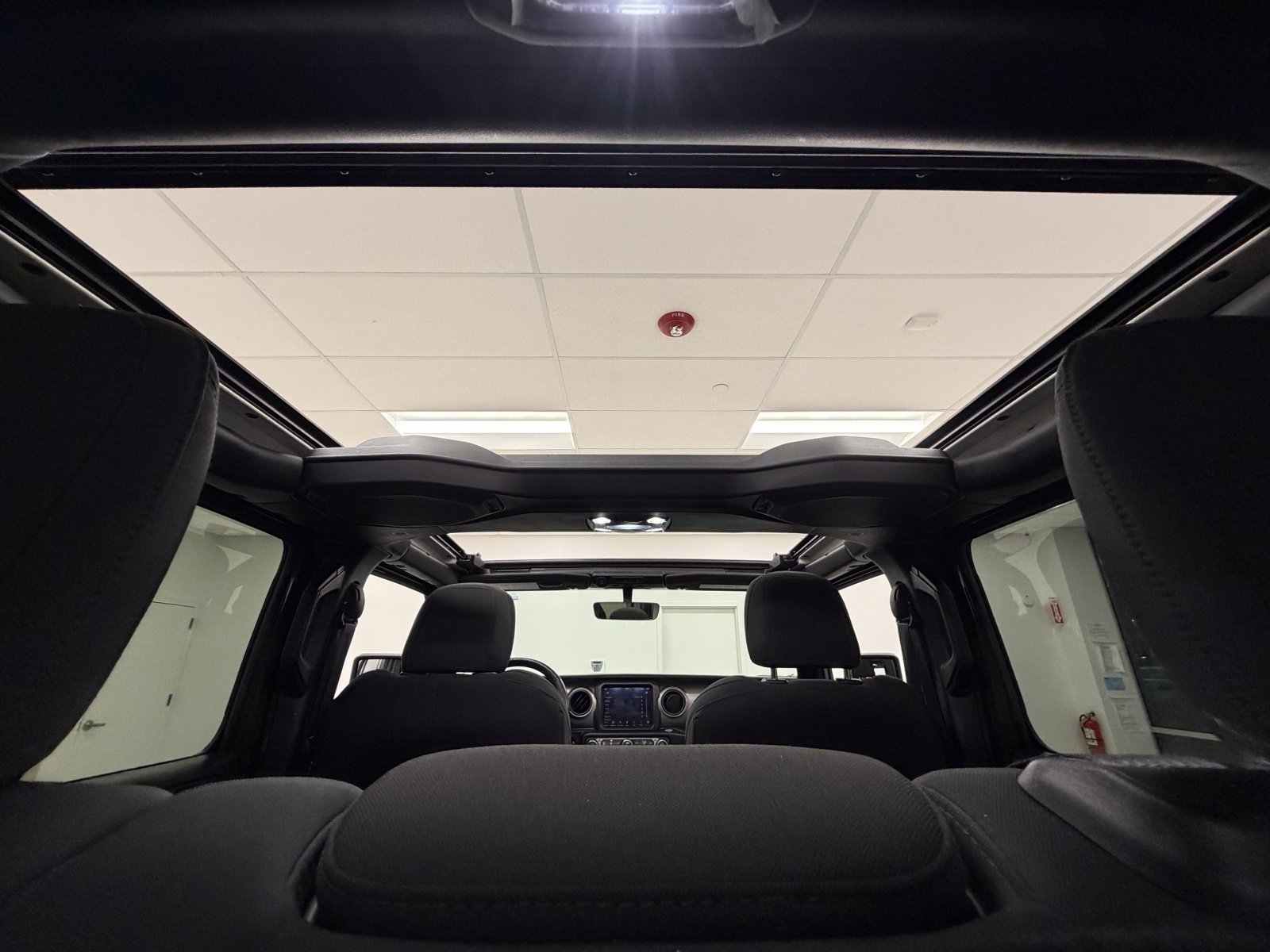 Used 2021 Jeep Wrangler Unlimited Willys image 49