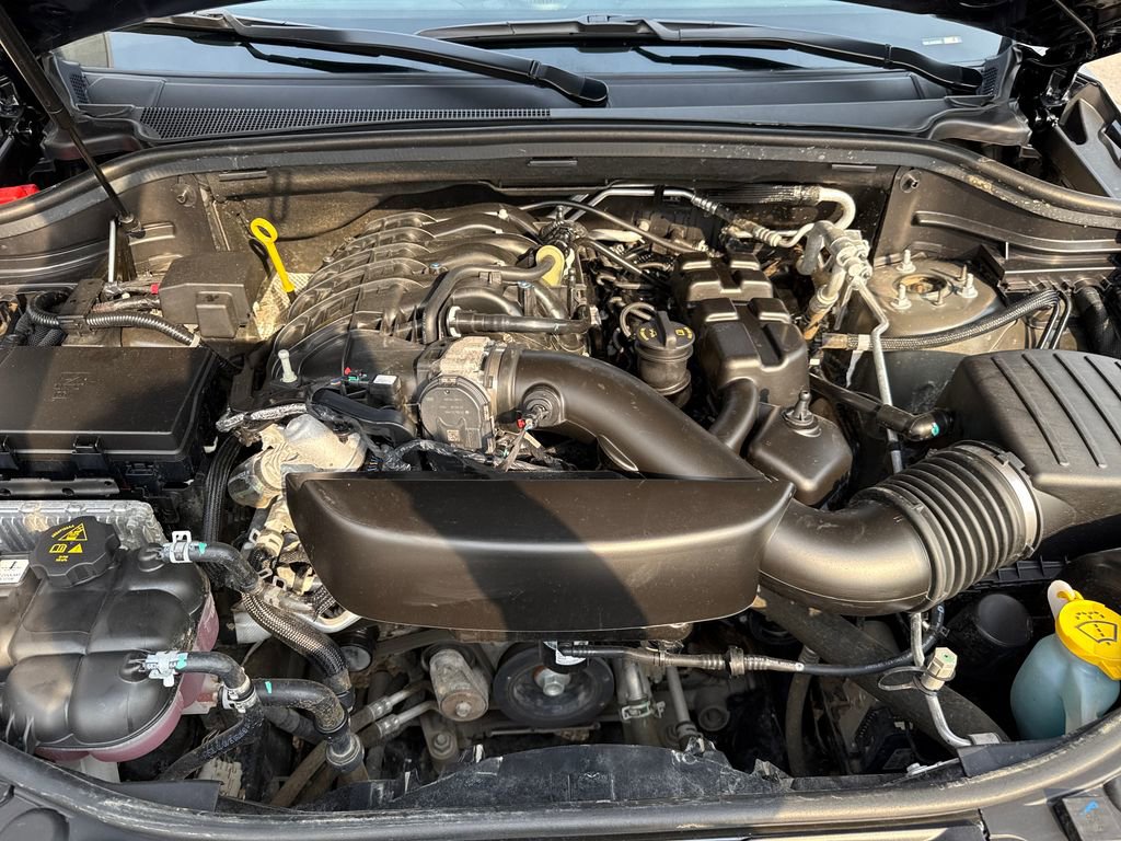 Used 2025 Dodge Durango GT image 37