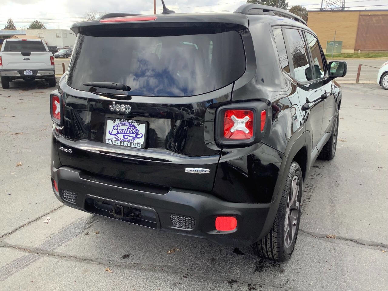 Used 2015 Jeep Renegade Latitude w/ Popular Equipment Group AWD/4WD image 13