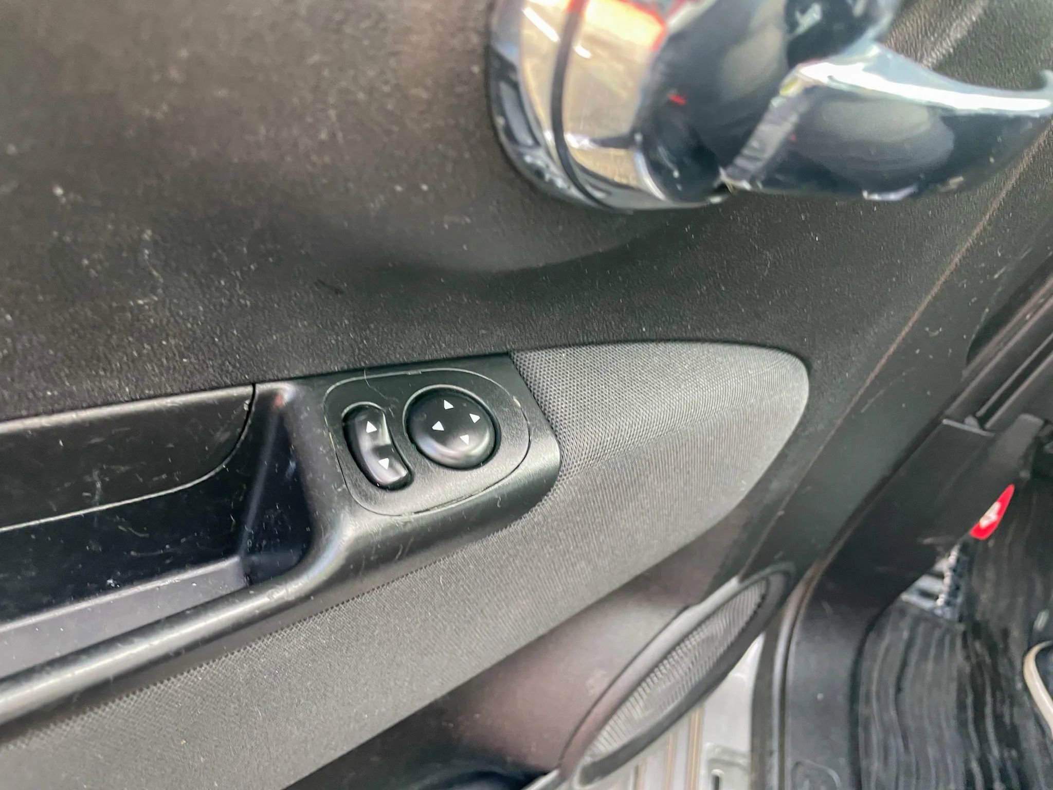 Used 2013 FIAT 500 Abarth w/ Beats Audio Pkg image 24