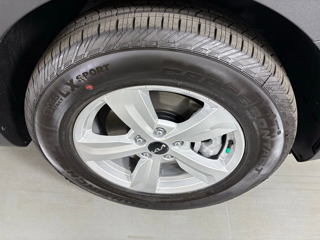 New 2026 Kia Sorento LX FWD image 11