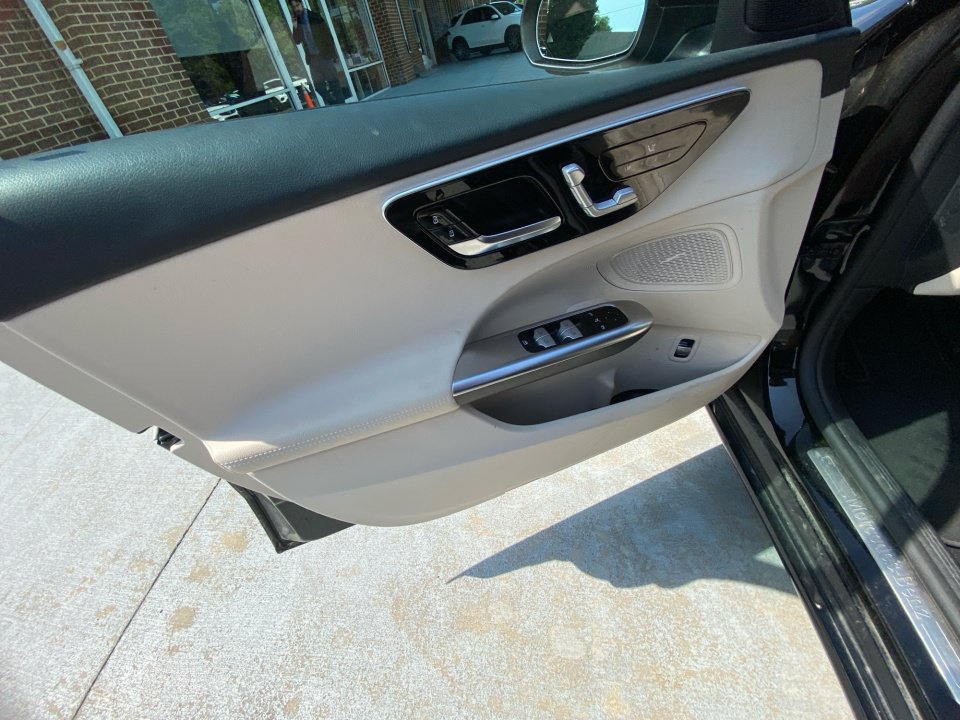 Used 2023 Mercedes-Benz C 300 4MATIC Sedan image 32