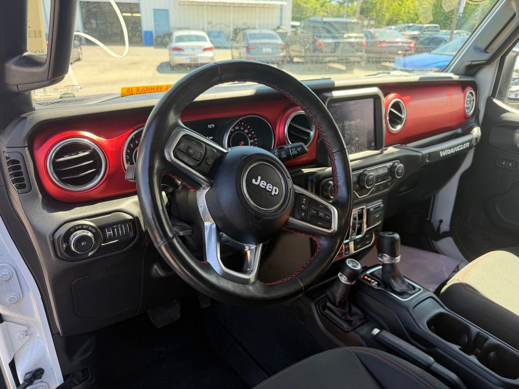 Used 2021 Jeep Wrangler Unlimited Rubicon AWD/4WD image 12