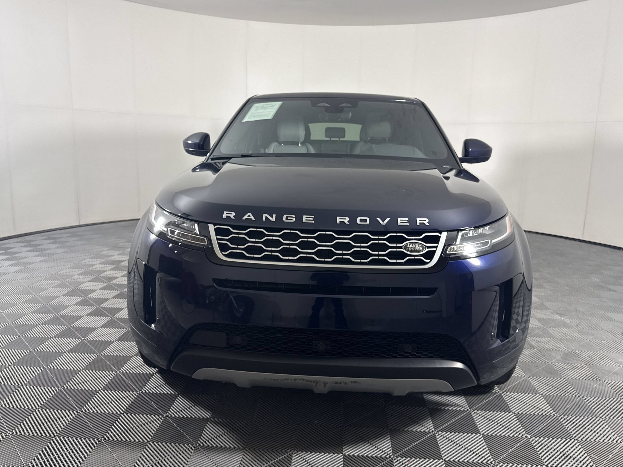 Used 2023 Land Rover Range Rover Evoque S AWD/4WD image 6