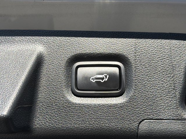 Certified 2023 Hyundai Santa Fe SEL AWD/4WD image 40