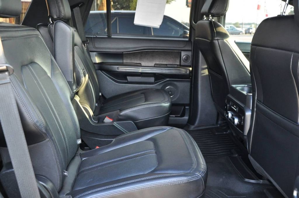 Used 2021 Ford Expedition Limited image 14