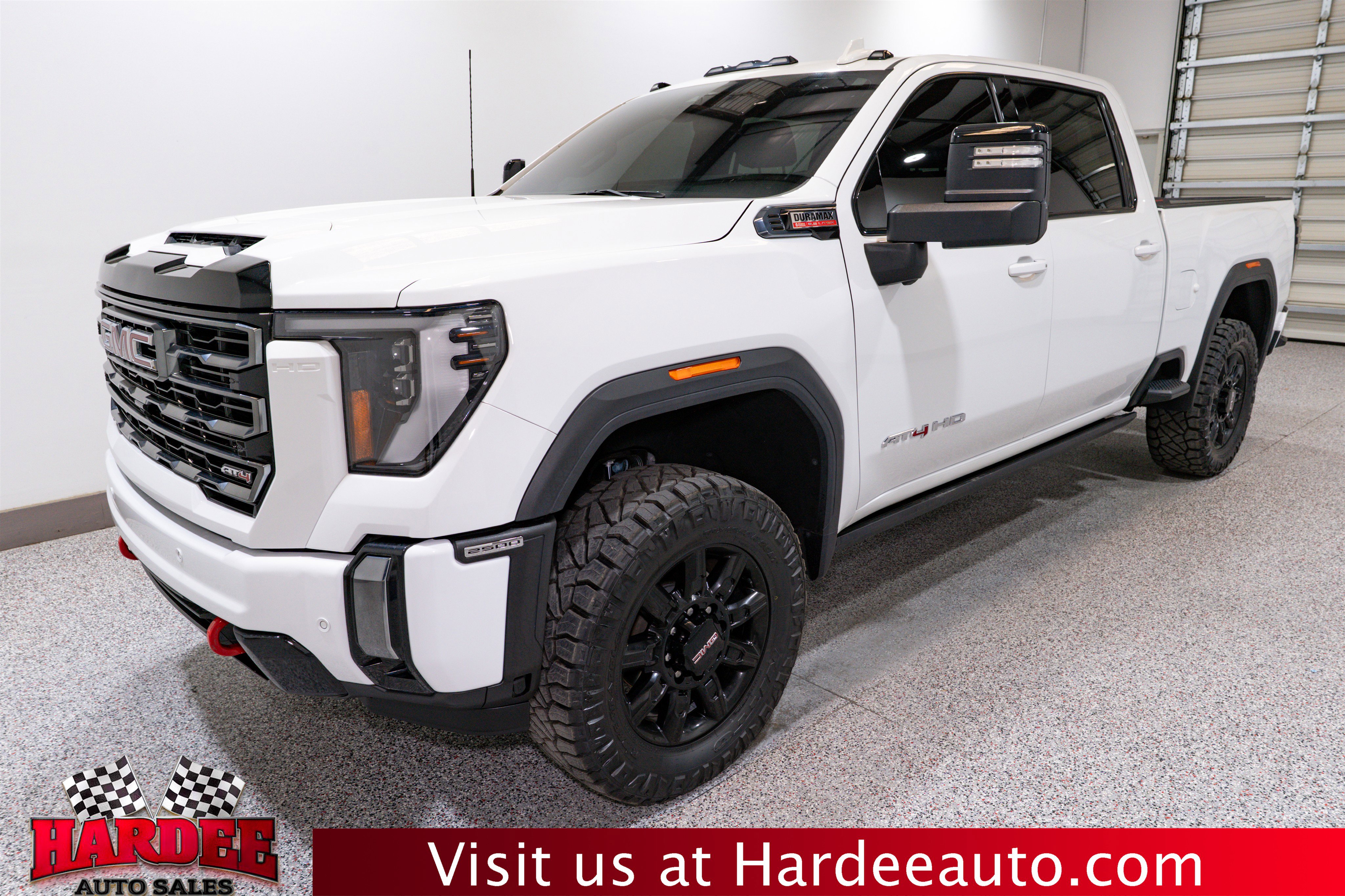 Used 2024 GMC Sierra 2500 AT4 w/ AT4 Premium Plus Package image 2