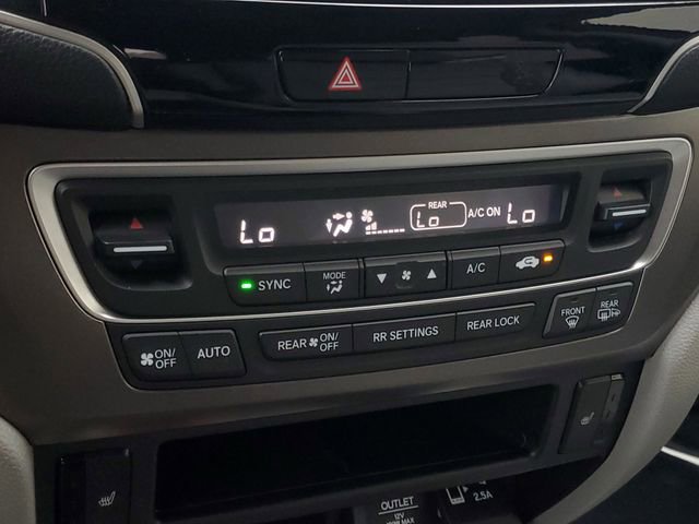Used 2021 Honda Pilot Black Edition image 31
