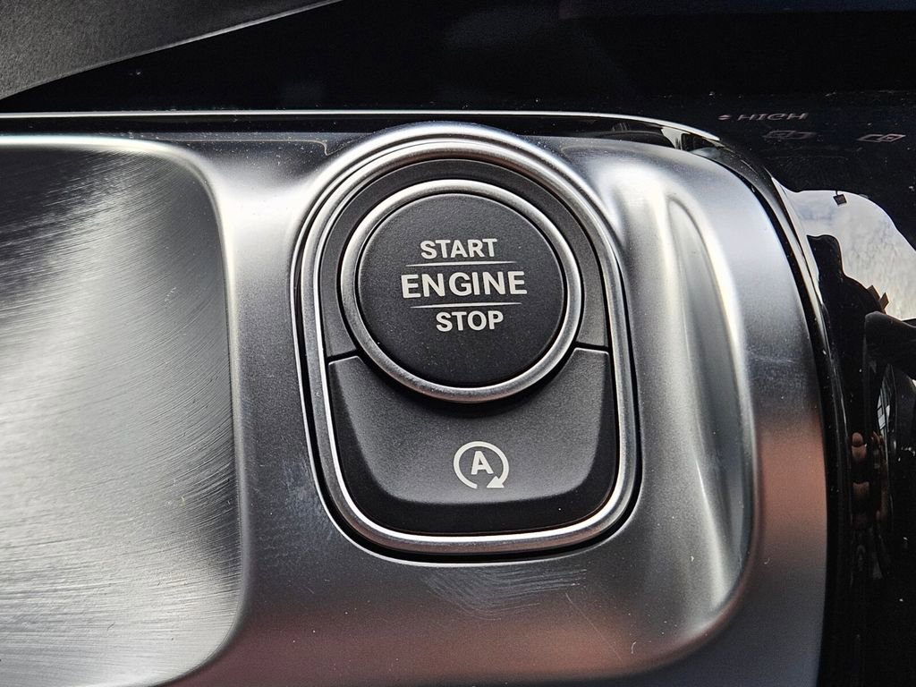 New 2026 Mercedes-Benz GLB 250 4MATIC image 22