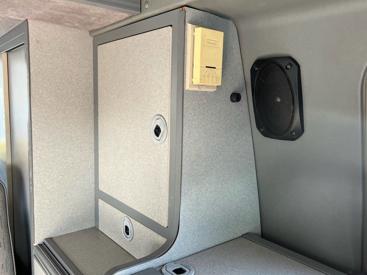 Used 1995 Volkswagen Eurovan Camper image 52