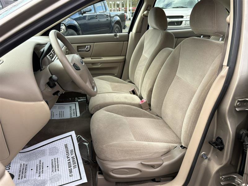 Used 2003 Ford Taurus LX image 7