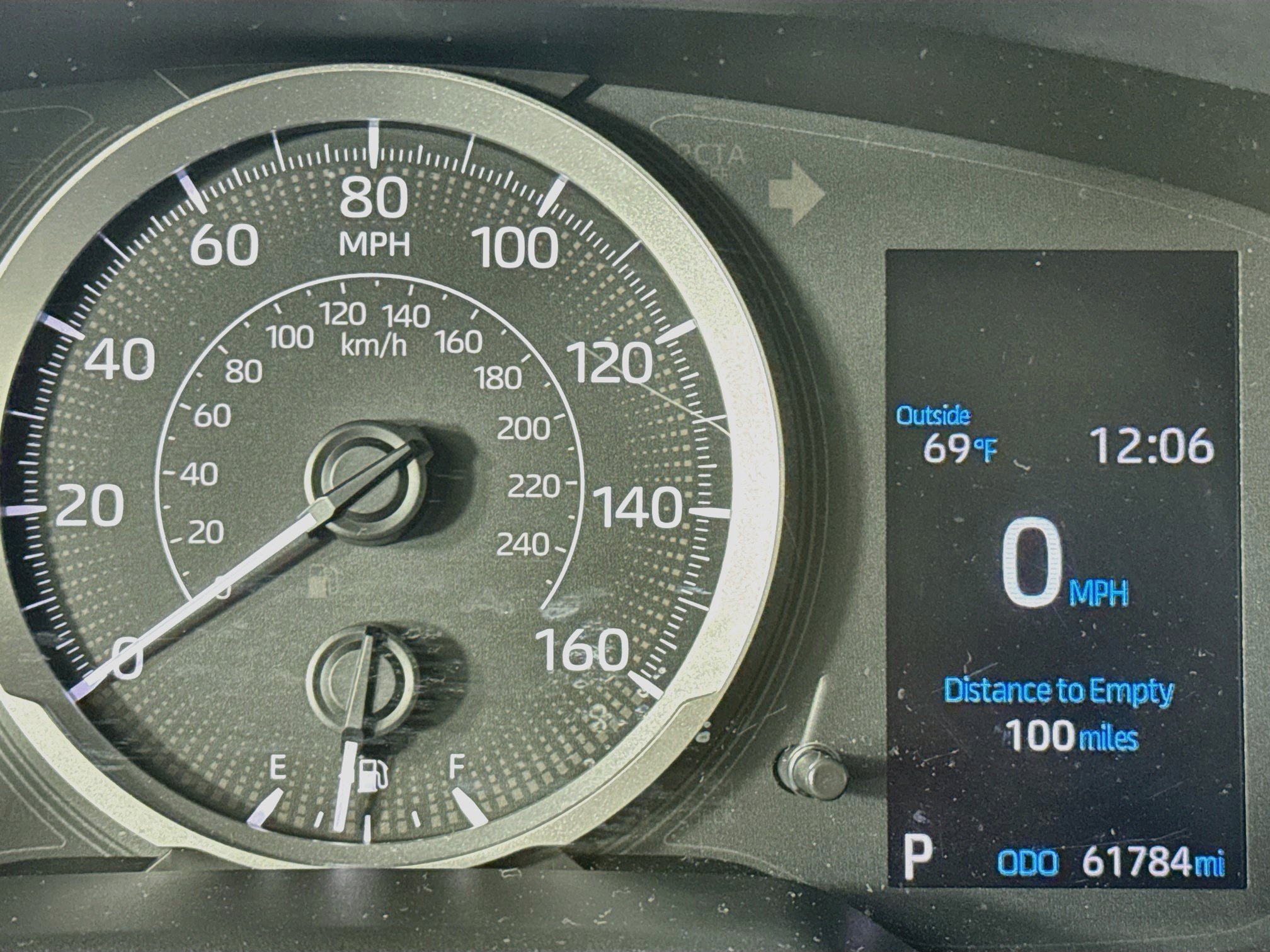 Used 2020 Toyota Corolla LE FWD image 12