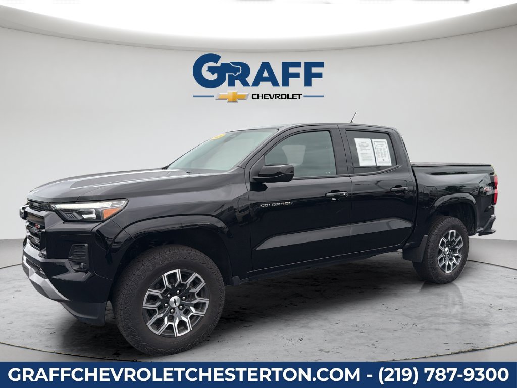 Used 2023 Chevrolet Colorado Z71 w/ Z71 Convenience Package 2 AWD/4WD image 2