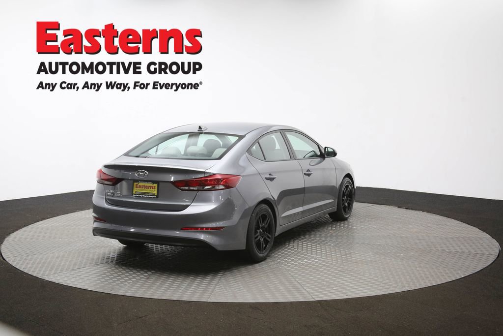 Used 2017 Hyundai Elantra SE w/ Cargo Package image 36