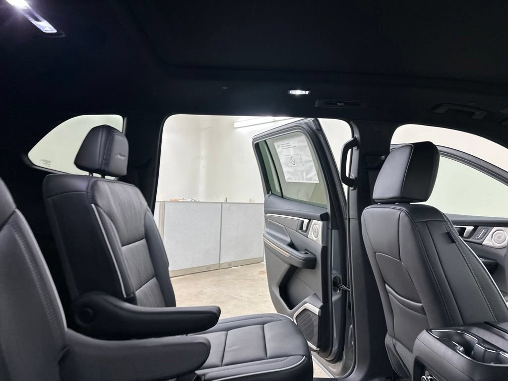 New 2026 Buick Enclave Avenir w/ Super Cruise Package AWD/4WD image 26