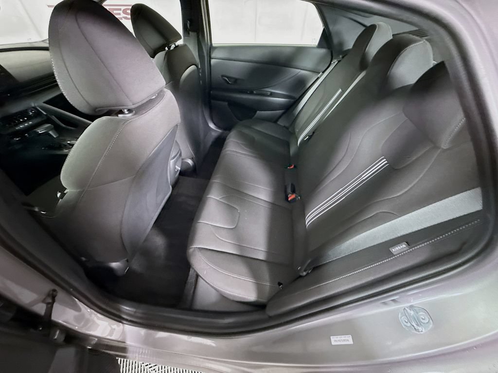 Certified 2025 Hyundai Elantra Sport FWD image 26
