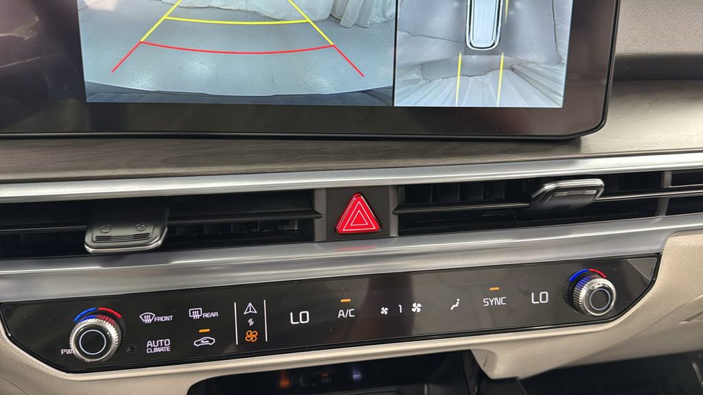 New 2025 Kia Sorento SX image 28
