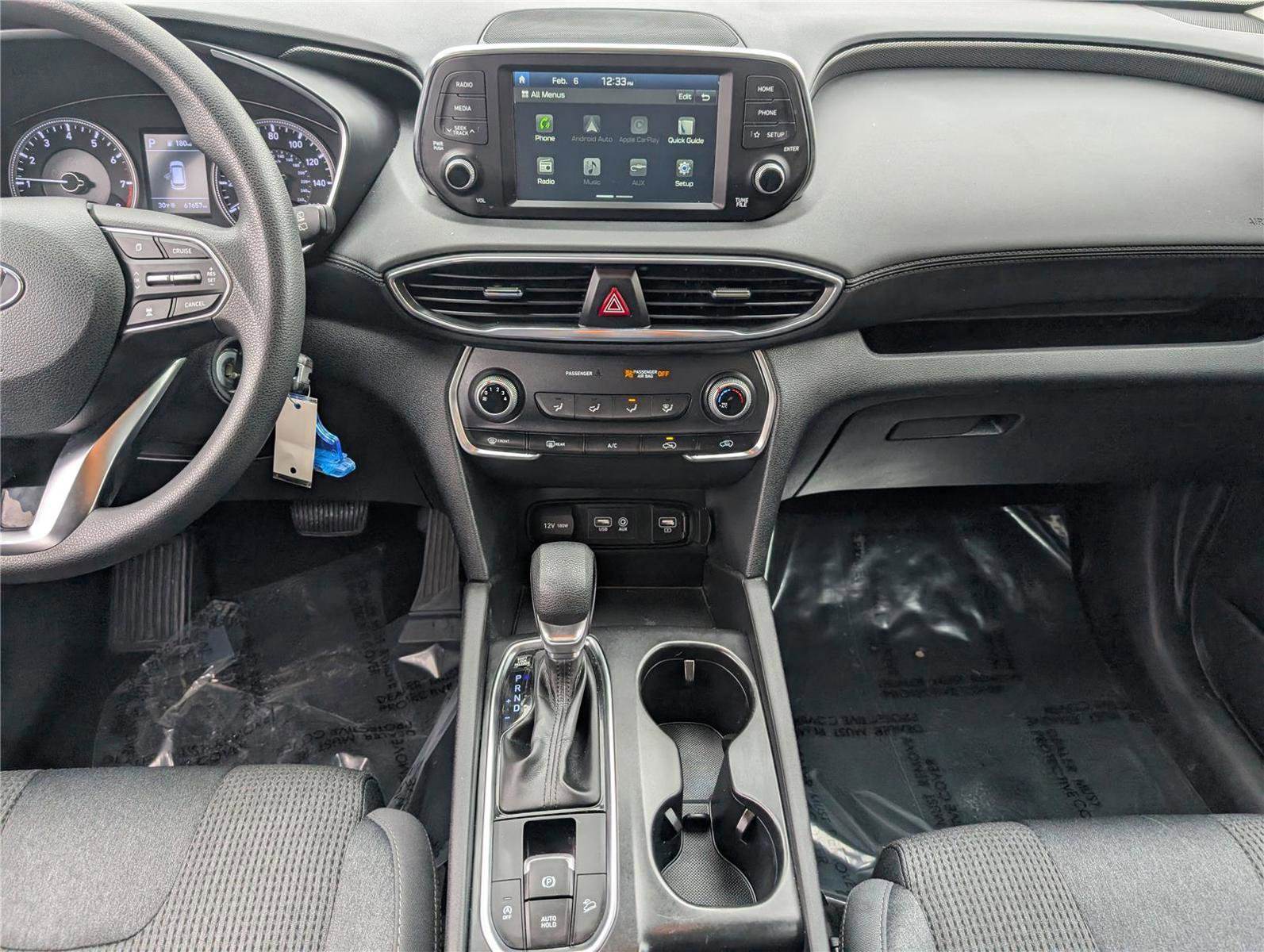 Used 2020 Hyundai Santa Fe SE image 17