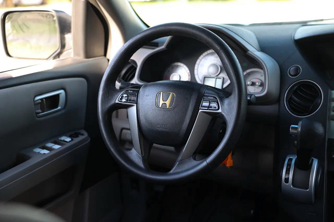 Used 2011 Honda Pilot EX image 25