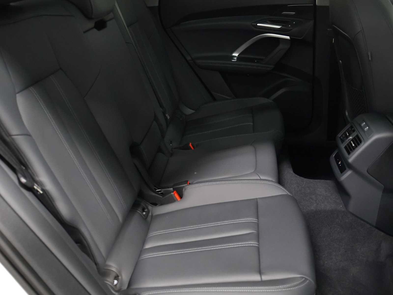 New 2026 Audi Q5 Premium AWD/4WD image 34