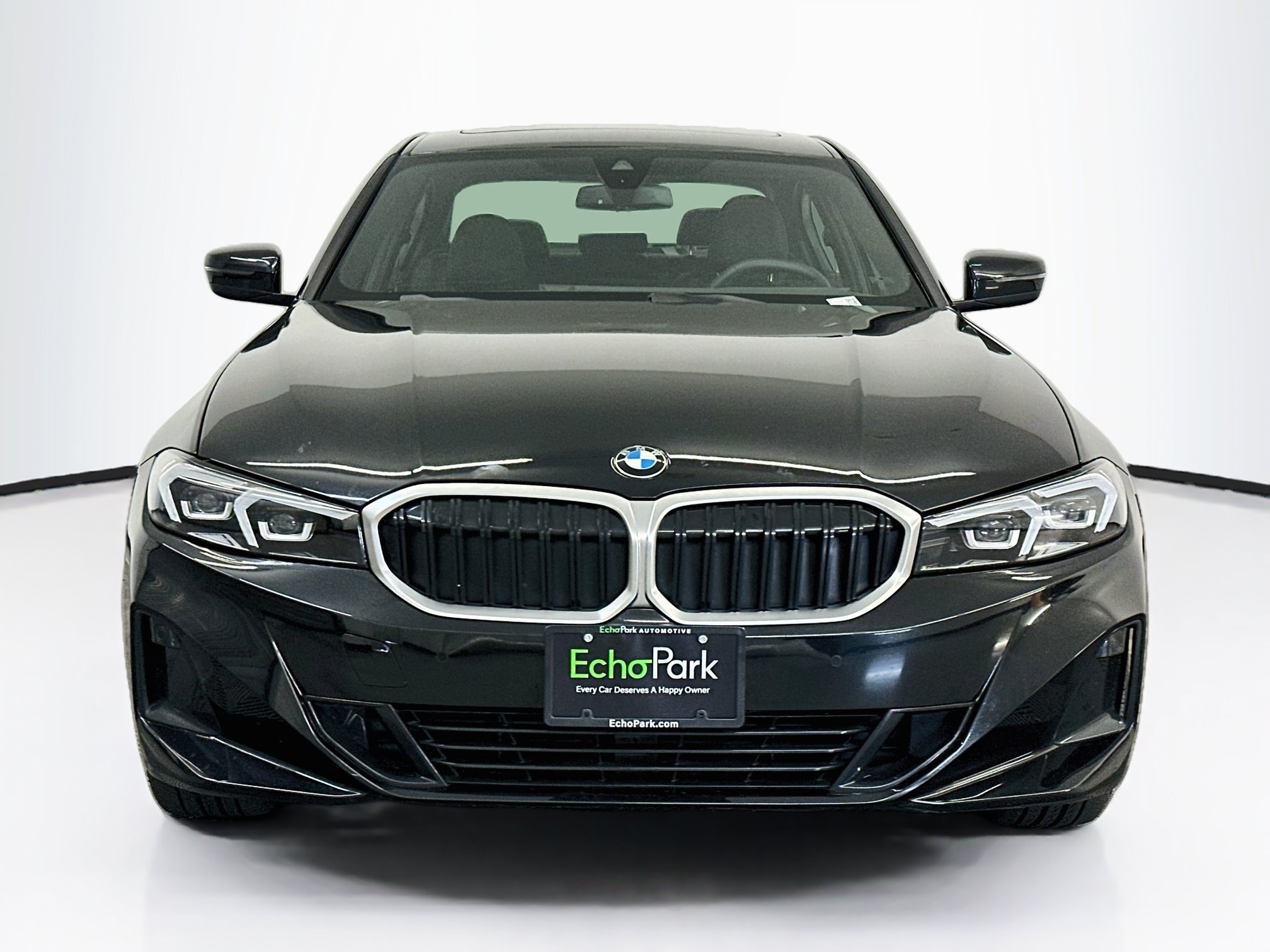 Used 2026 BMW 330i xDrive Sedan AWD/4WD image 2