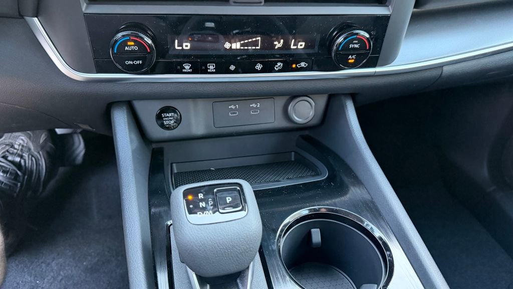 New 2026 Nissan Rogue SV image 25
