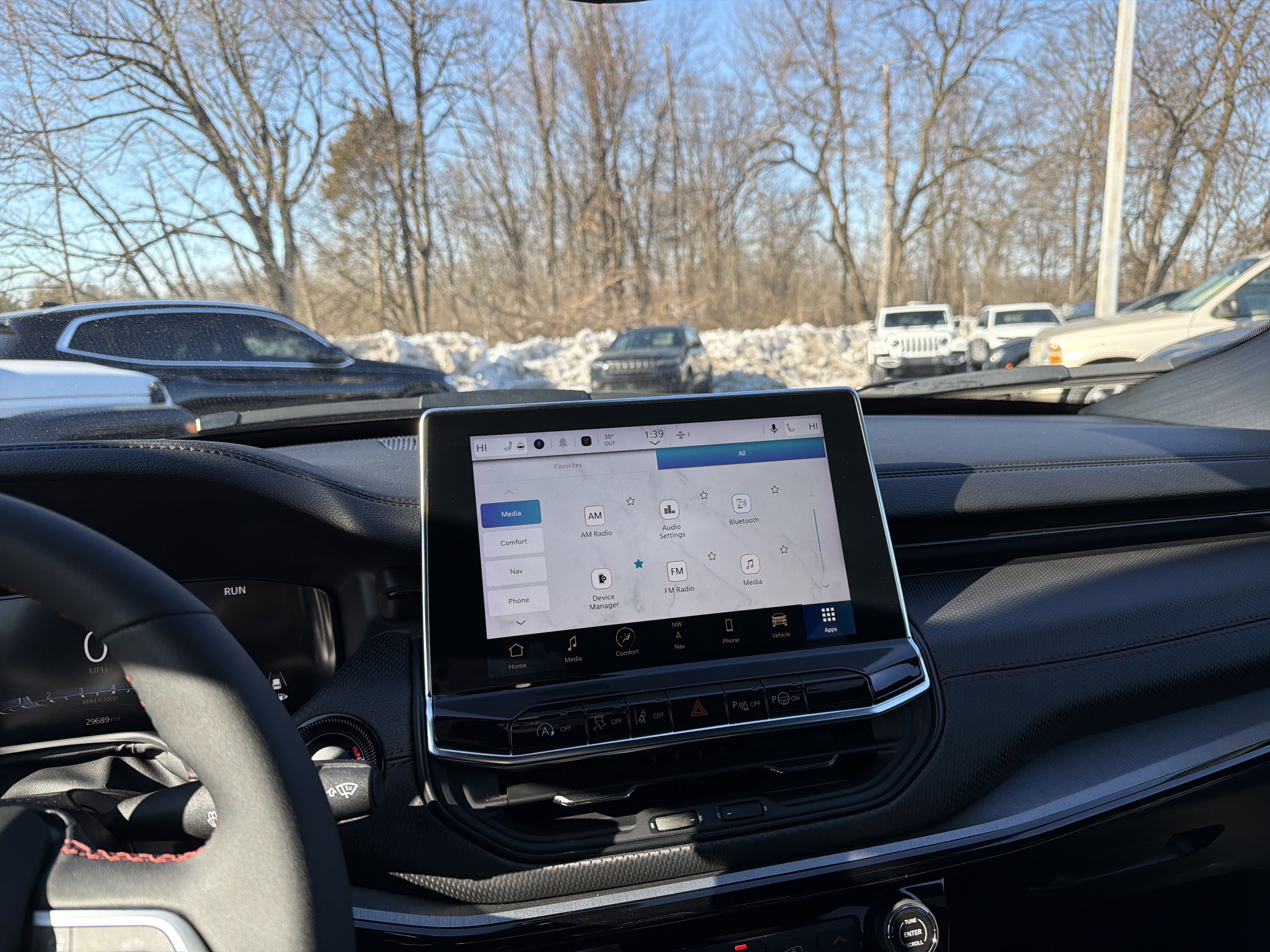 Used 2025 Jeep Compass Trailhawk w/ Trailhawk Elite Group image 27