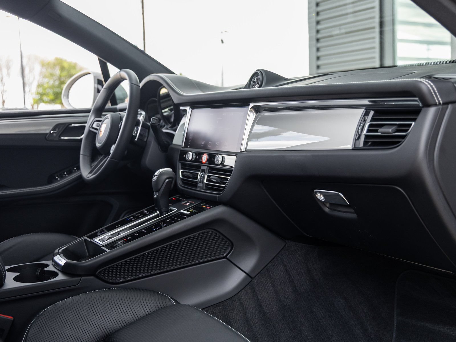 New 2026 Porsche Macan S AWD/4WD image 50