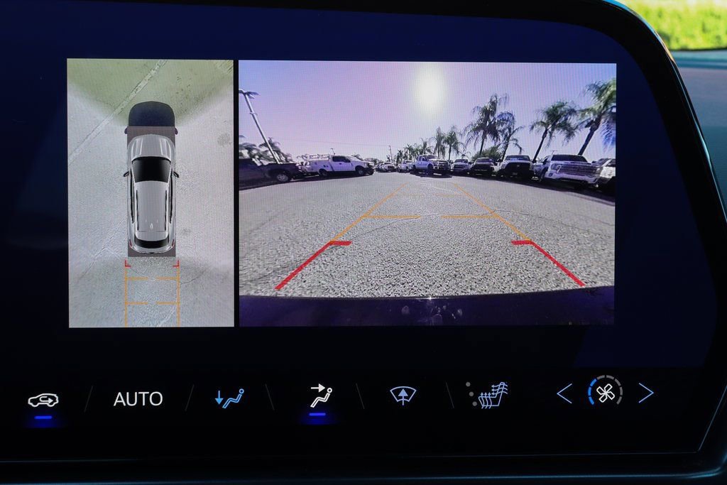 Used 2025 Chevrolet Equinox EV RS image 30