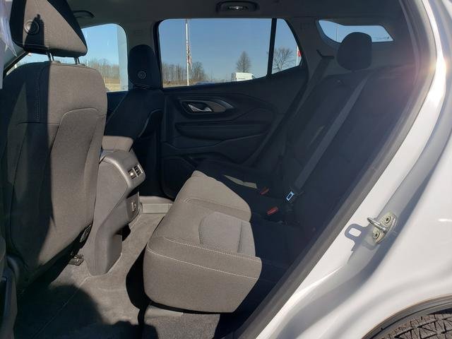 Used 2023 GMC Terrain SLE w/ Driver Convenience Package image 12