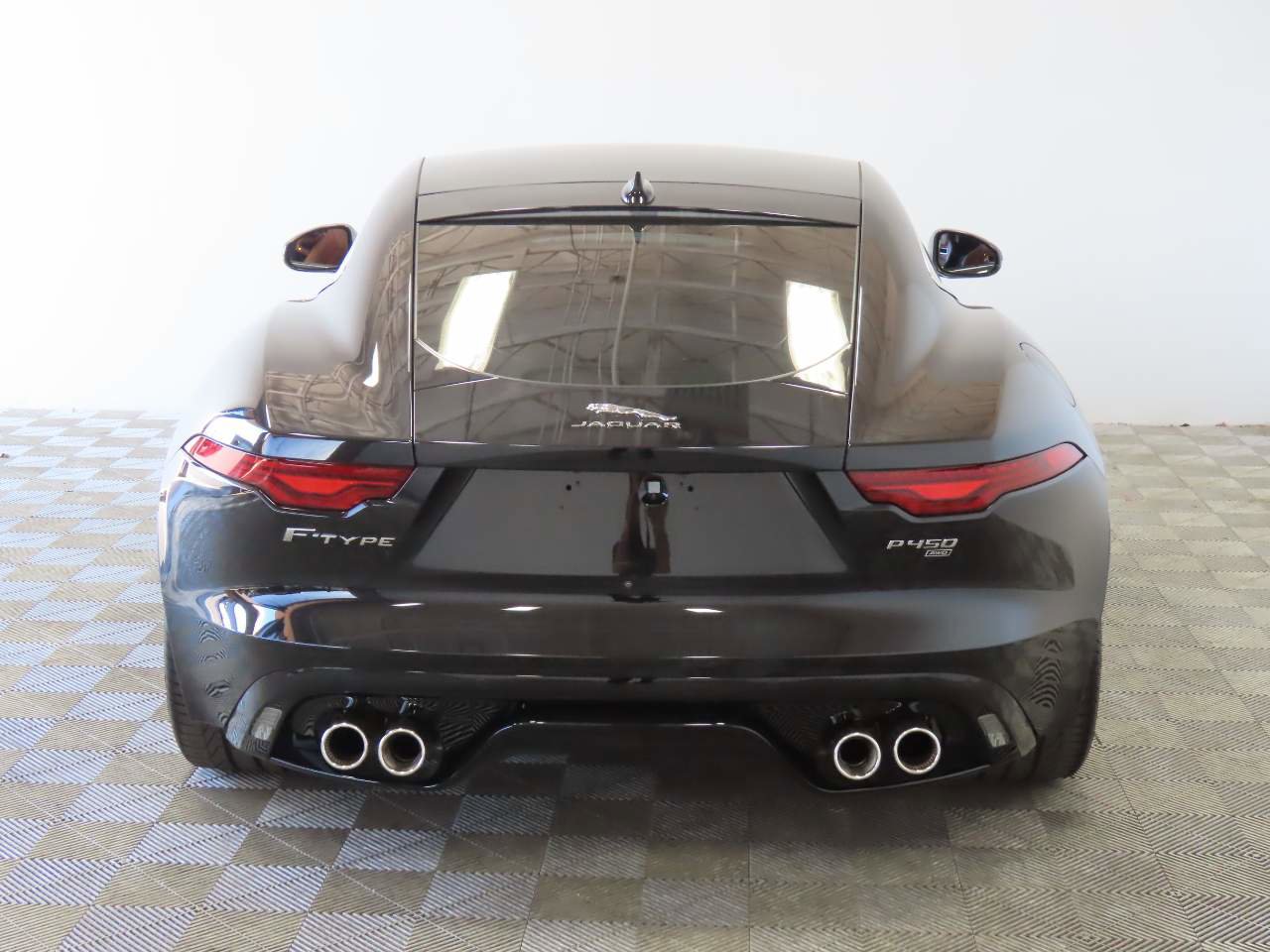 Used 2022 Jaguar F-TYPE R-Dynamic image 4