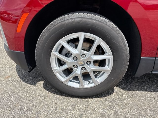 Used 2024 Chevrolet Equinox LT w/ LPO, Floor Liner Package AWD/4WD image 10
