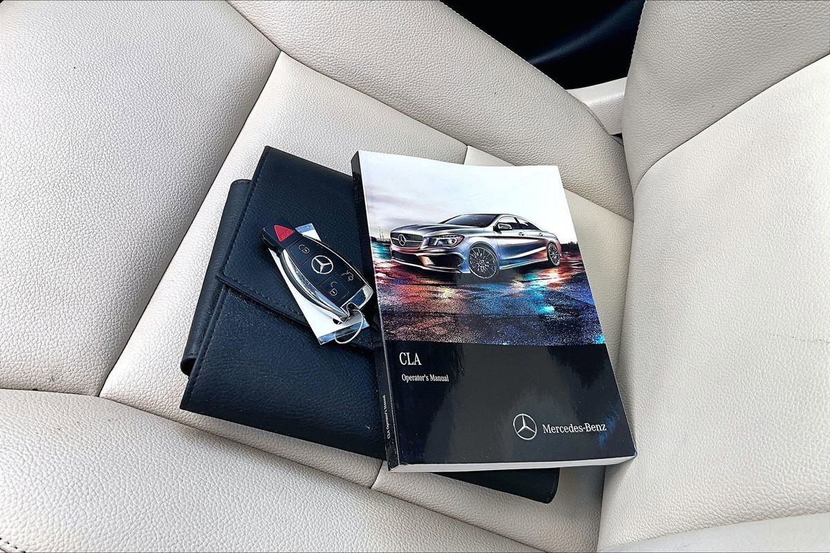 Used 2015 Mercedes-Benz CLA 250 image 37