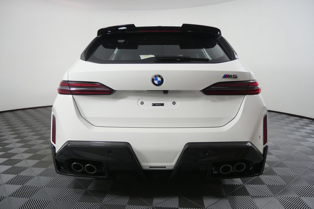 New 2027 BMW M5 Touring AWD/4WD image 5