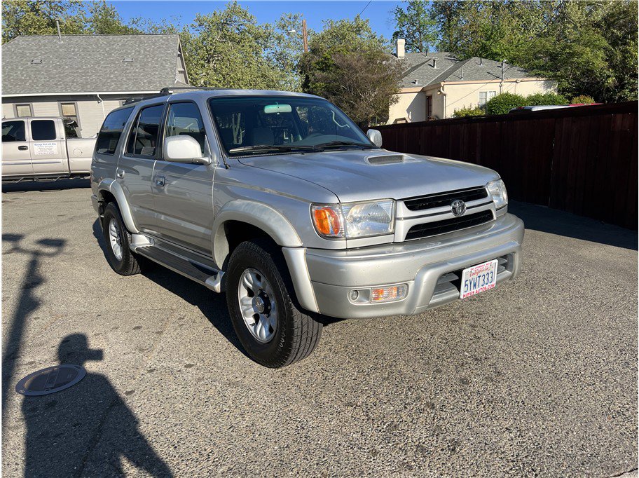 Used 2001 Toyota 4Runner SR5 image 1