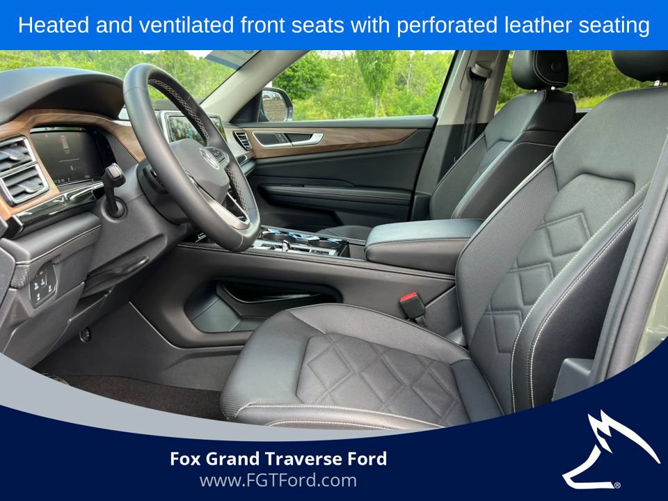Used 2026 Volkswagen Atlas SE AWD/4WD image 3