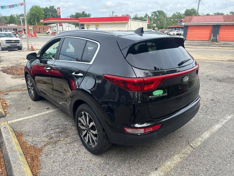 Used 2017 Kia Sportage EX w/ EX Premium Package FWD image 4