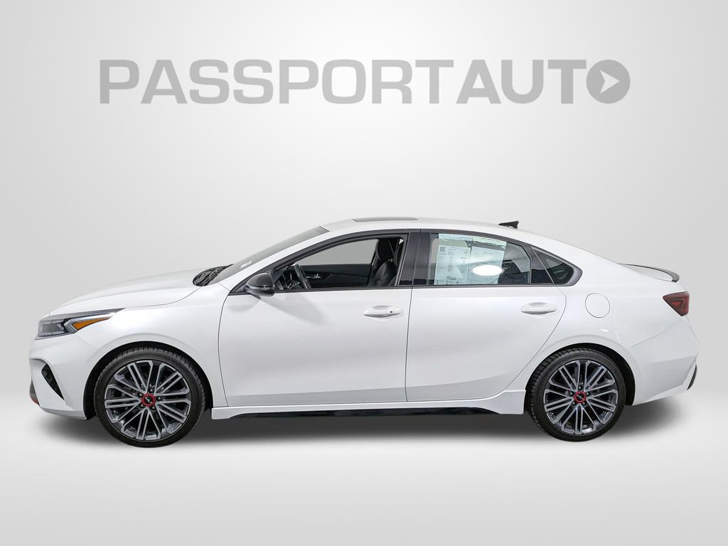 Used 2024 Kia Forte GT FWD image 2